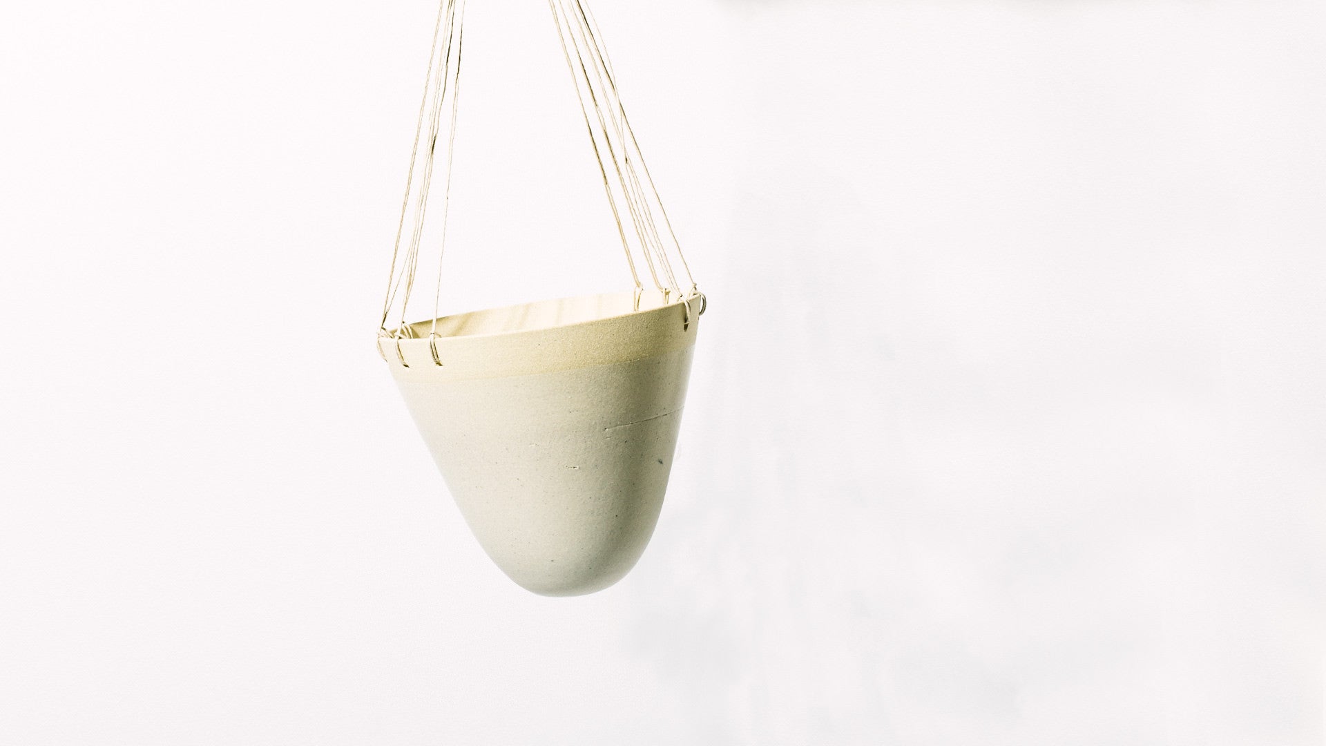 Dipped Hanging Planter - Homecoming