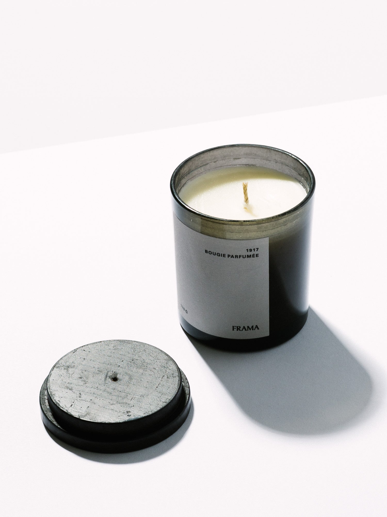1917 Scented Candle Photo