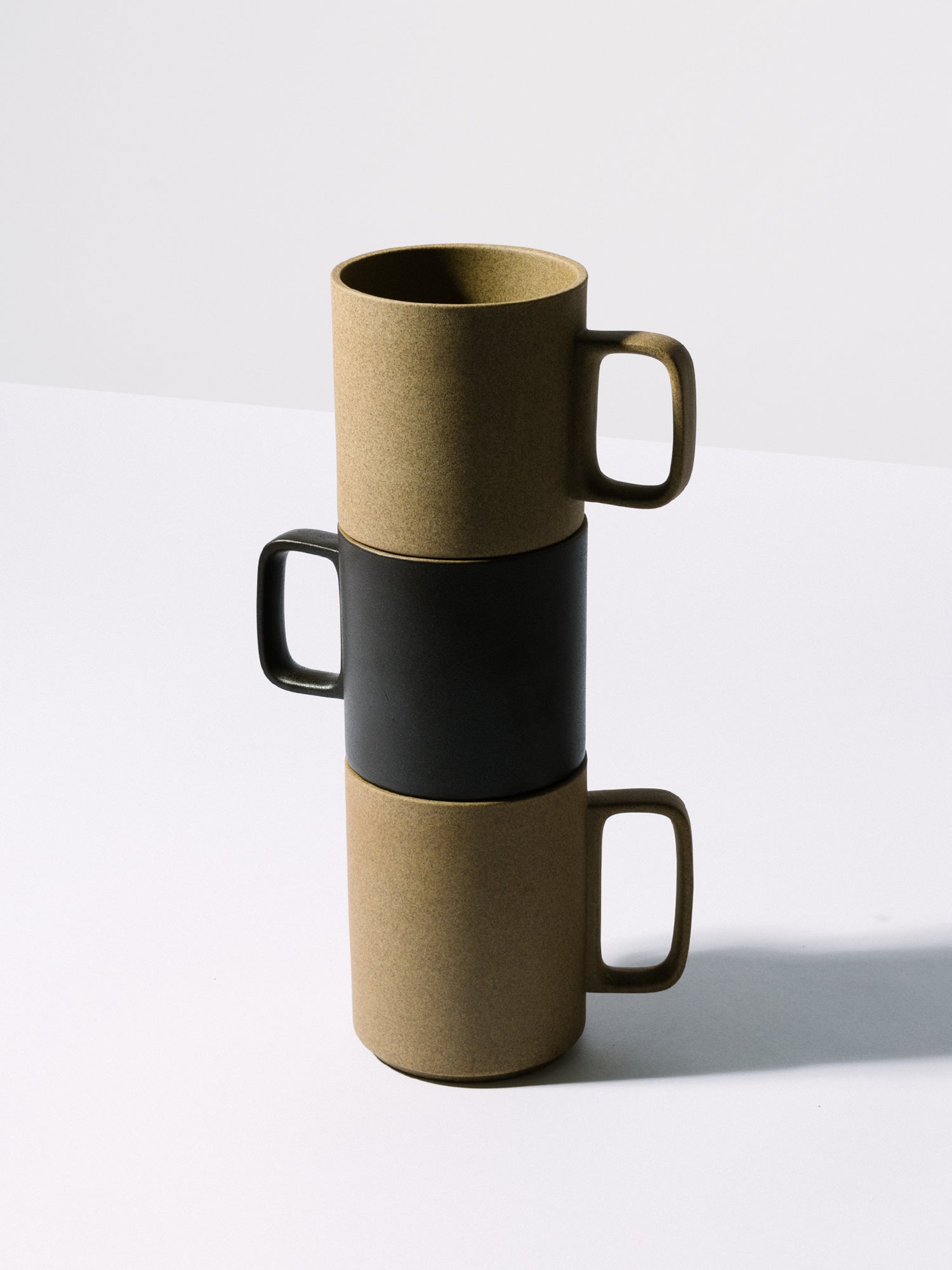 Natural Mug - Hasami Porcelain - Homecoming