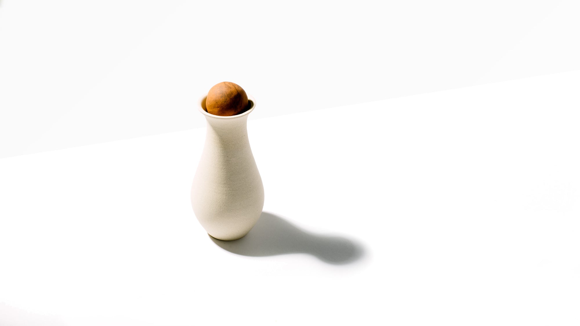 Terra Bianca Carafe - Homecoming